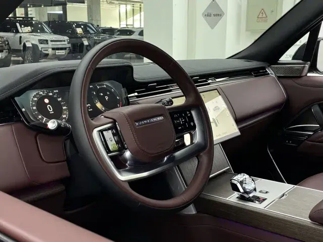 Land Rover Range Rover — Фото автомобиля 29