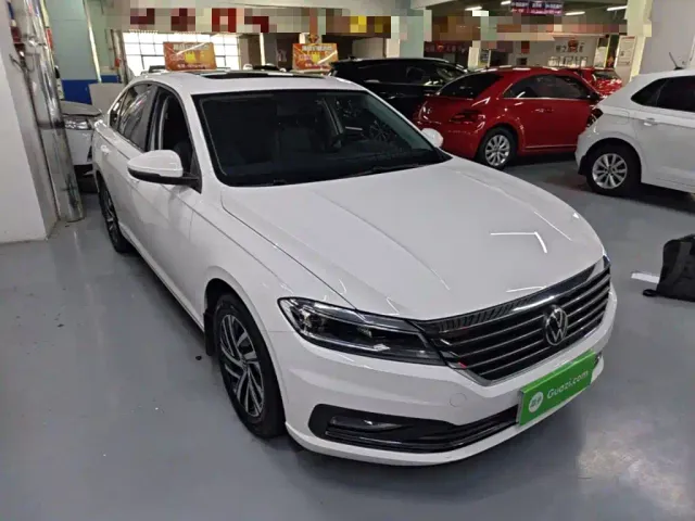 Volkswagen Lavida — Фото автомобиля 3
