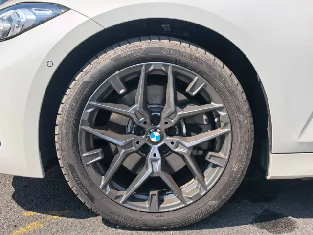 BMW 3 Series — Фото автомобиля 19