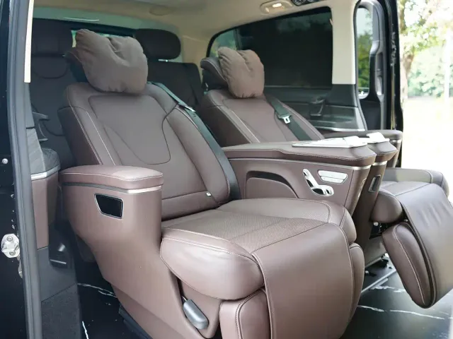 Mercedes-Benz V-Class — Фото автомобиля 13