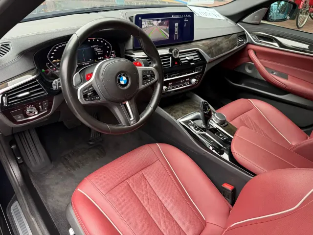 BMW 5 Series — Фото автомобиля 14