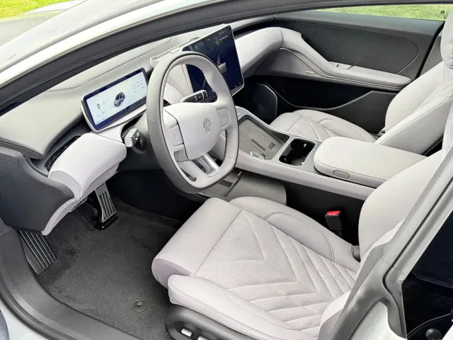 Nio ET5 Touring — Фото автомобиля 7