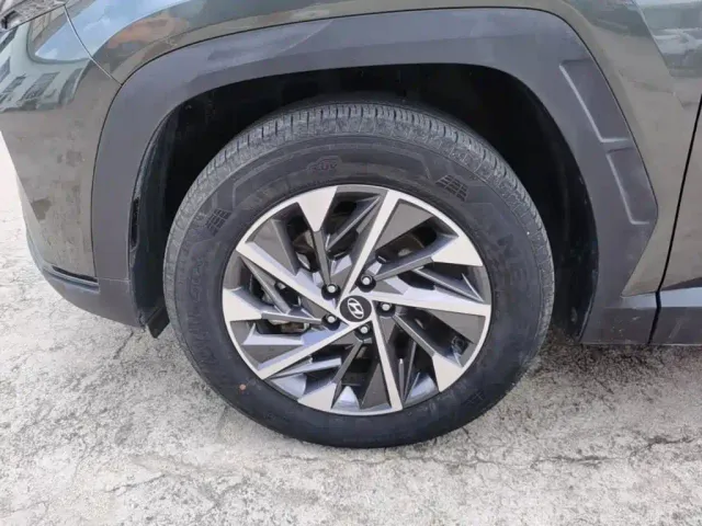 Hyundai Tucson — Фото автомобиля 24