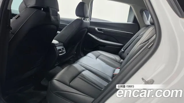 Hyundai Sonata — Фото автомобиля 24