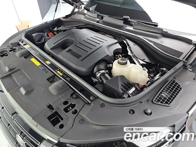 Land Rover Range Rover Sport — Фото автомобиля 6