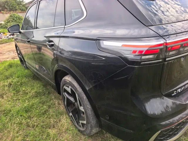 Volkswagen Tiguan L — Фото автомобиля 7