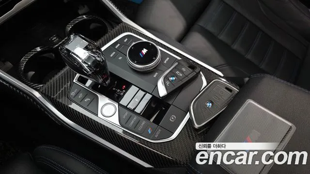 BMW i4 — Фото автомобиля 12