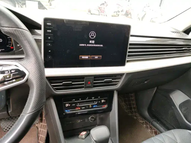 Volkswagen Tiguan L — Фото автомобиля 5