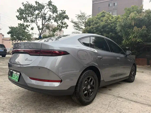 BYD Qin PLUS — Фото автомобиля 4