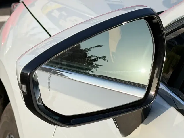 Geely Galaxy Xingyao 8 — Фото автомобиля 11