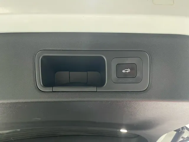 GAC Trumpchi M8 — Фото автомобиля 30