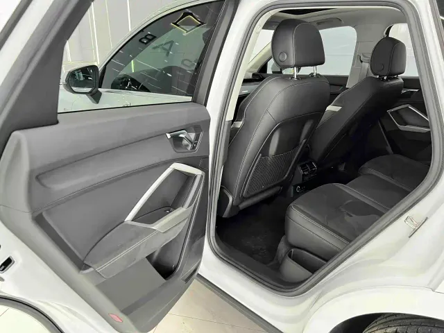 Audi Q3 — Фото автомобиля 11