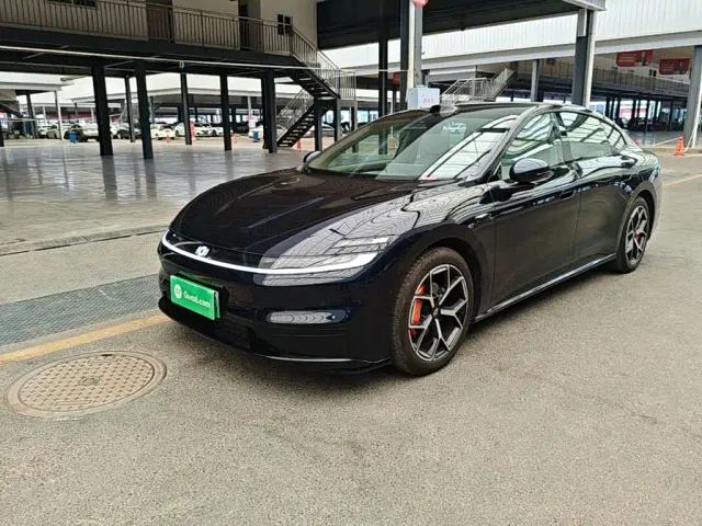 Фотография автомобиля — Changan Qiyuan A06