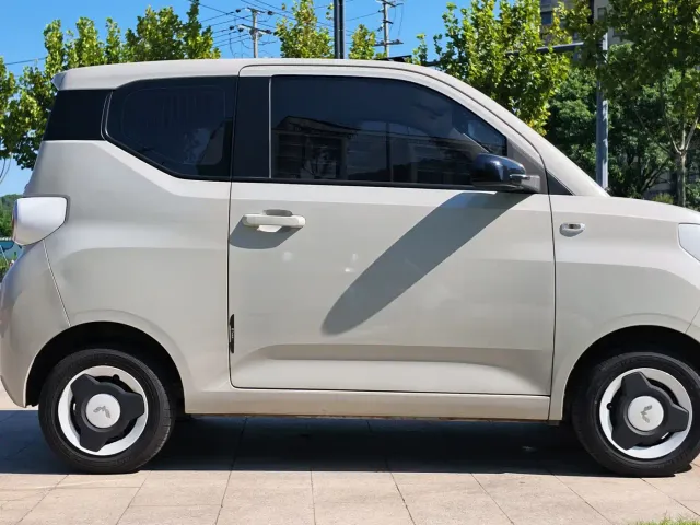 Wuling Hongguang Mini EV — Фото автомобиля 7