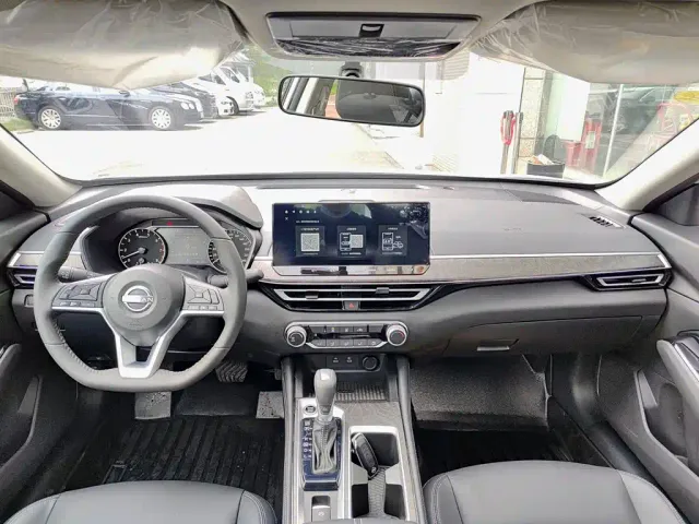 Nissan Teana — Фото автомобиля 10