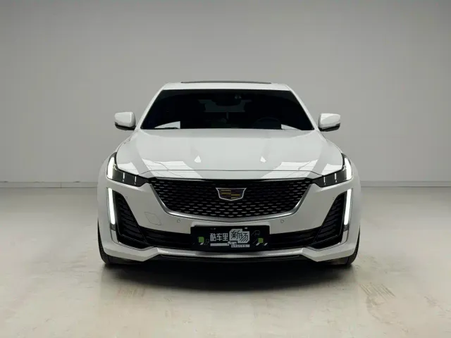 Cadillac CT5 — Фото автомобиля 2