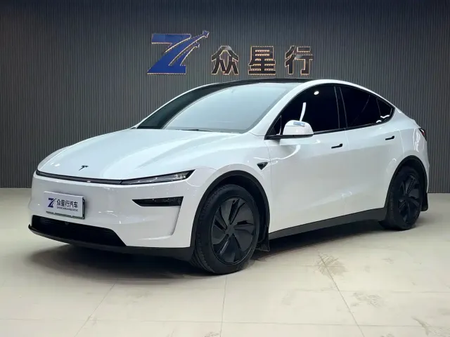 Фотография автомобиля — Tesla Model Y