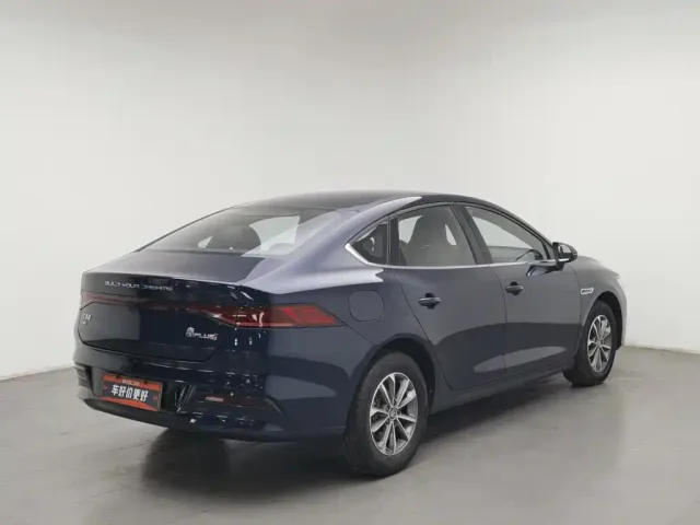 BYD Qin PLUS — Фото автомобиля 2