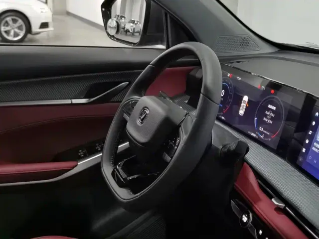 Changan CS75 Plus — Фото автомобиля 22