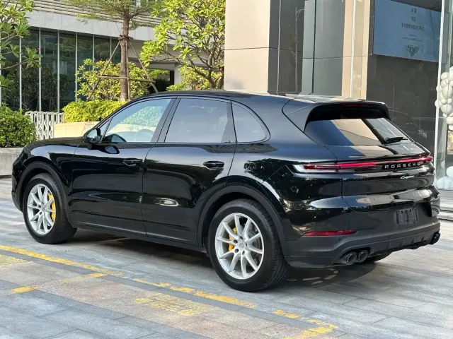 Porsche Cayenne 2024 Cayenne 3.0T — Фото автомобиля 10