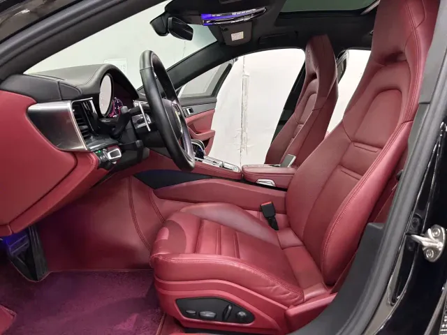 Porsche Panamera — Фото автомобиля 4