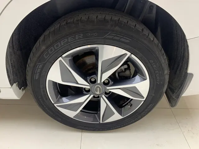 GAC Trumpchi M6 — Фото автомобиля 7