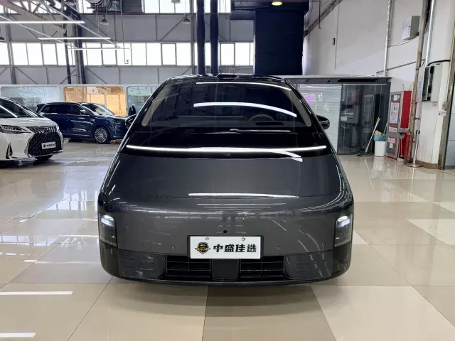 Li Auto MEGA — Фото автомобиля 2