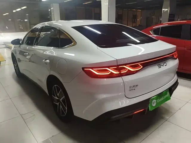 BYD Qin L 2024 DM-i 120KM Leading — Фото автомобиля 4