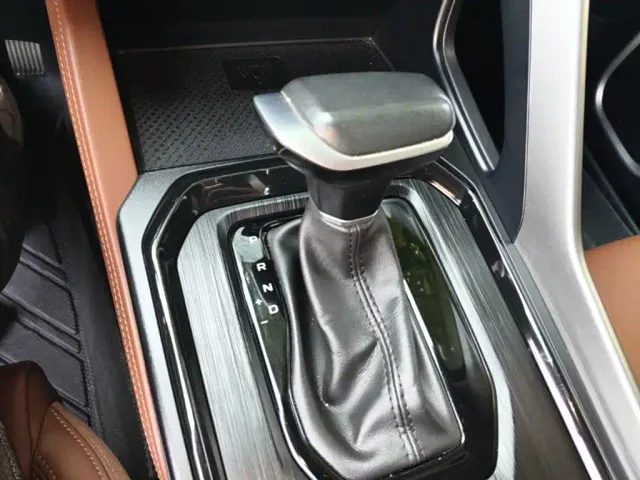 Geely Vision X6 — Фото автомобиля 13