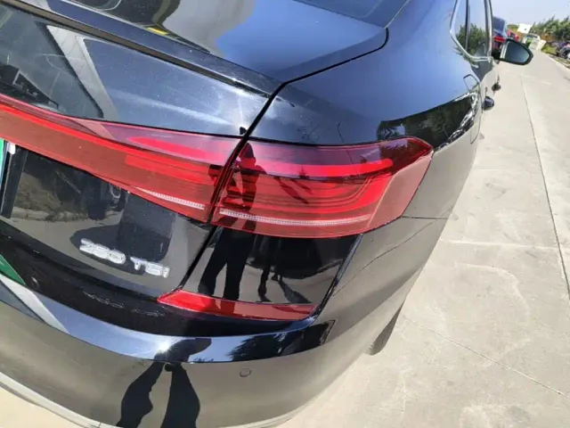 Volkswagen Passat — Фото автомобиля 7