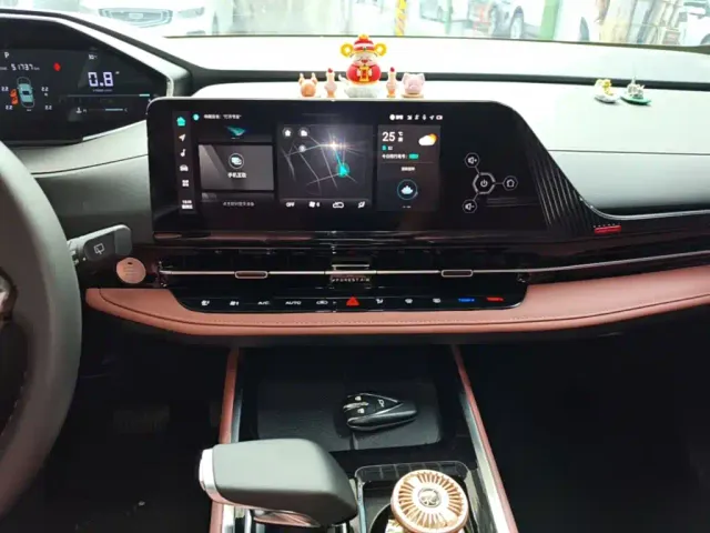 Changan CS55 Plus — Фото автомобиля 12
