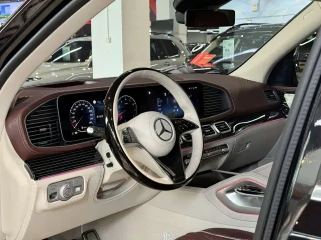 Mercedes-Benz Maybach GLS — Фото автомобиля 23