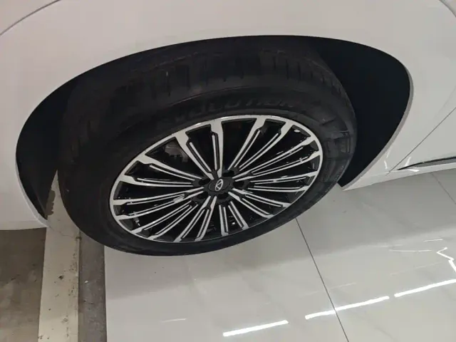 Chery Tiggo 9 — Фото автомобиля 22