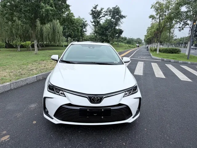 Toyota Corolla — Фото автомобиля 2