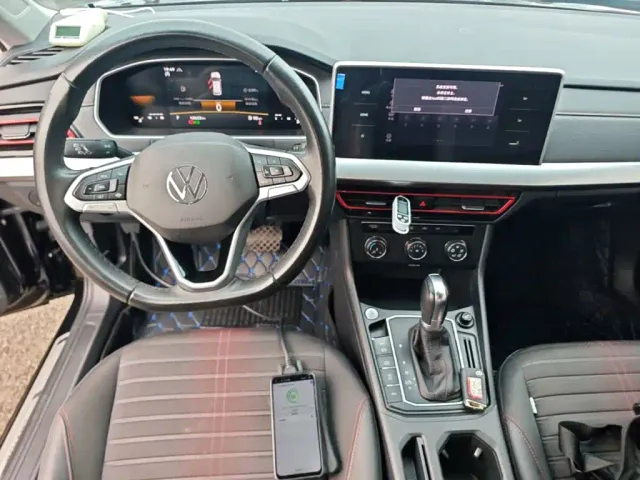 Volkswagen Lavida — Фото автомобиля 9