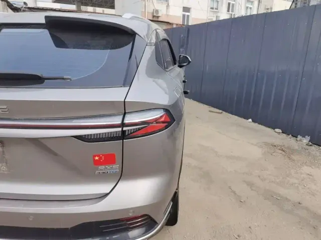 Roewe RX5 — Фото автомобиля 7