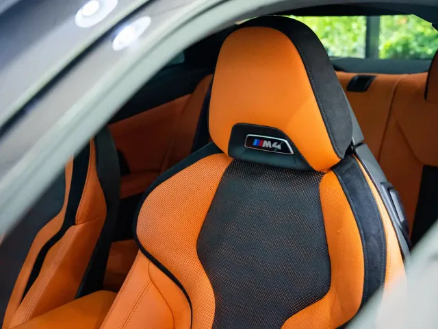 BMW M4 — Фото автомобиля 7