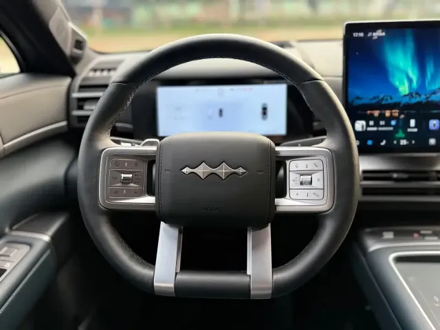 BYD FangChengBao Titanium 7 — Фото автомобиля 13