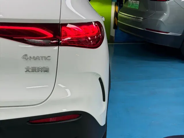 Mercedes-Benz EQE SUV — Фото автомобиля 21