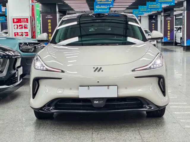 IM Motors LS6 — Фото автомобиля 2
