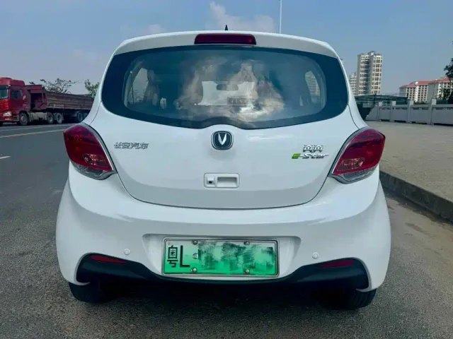 Changan Benben E-Star — Фото автомобиля 7