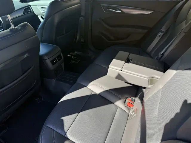 Cadillac CT5 — Фото автомобиля 14