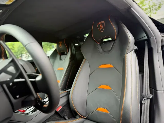 Lamborghini Huracan — Фото автомобиля 10