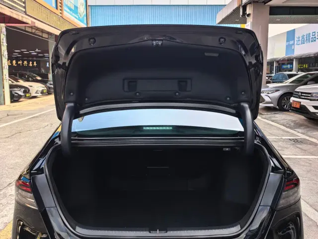 Honda Accord — Фото автомобиля 14