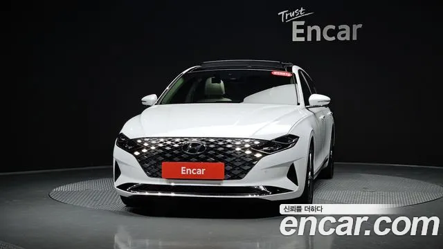 Hyundai Grandeur Новый Grandeur IG — Фото автомобиля 2
