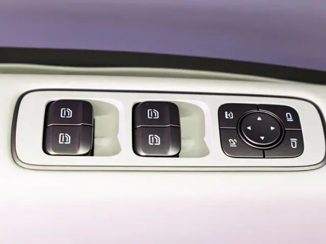 Li Auto i6 — Фото автомобиля 13
