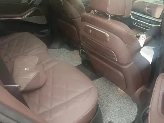 BMW X5 — Фото автомобиля 8