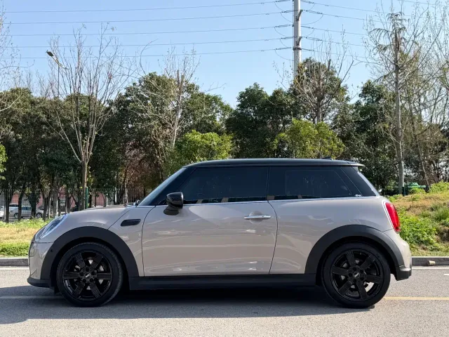 MINI Hatch — Фото автомобиля 7