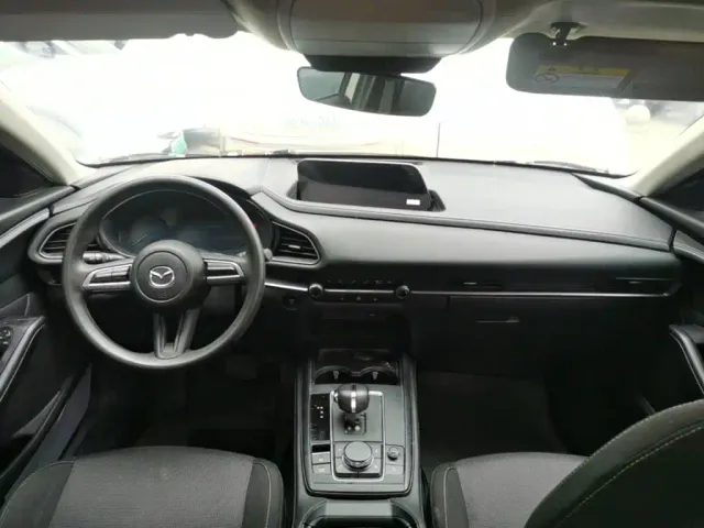 Mazda CX-30 EV — Фото автомобиля 9