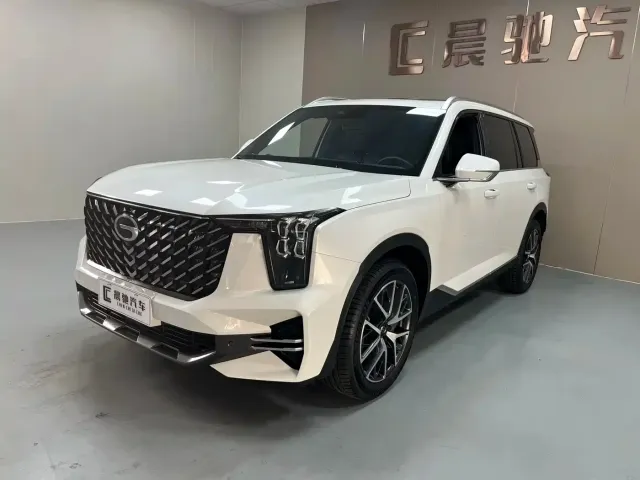 Фотография автомобиля — GAC Trumpchi GS8
